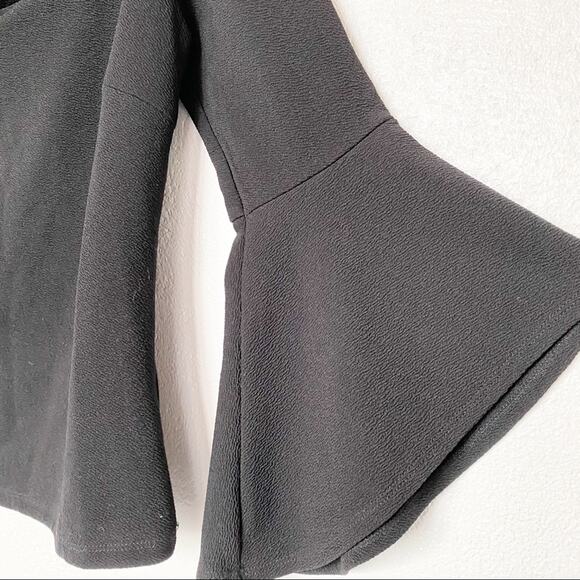 Dotti Off the Shoulder Bell Sleeve Top Black Size Medium - Picture 5 of 7